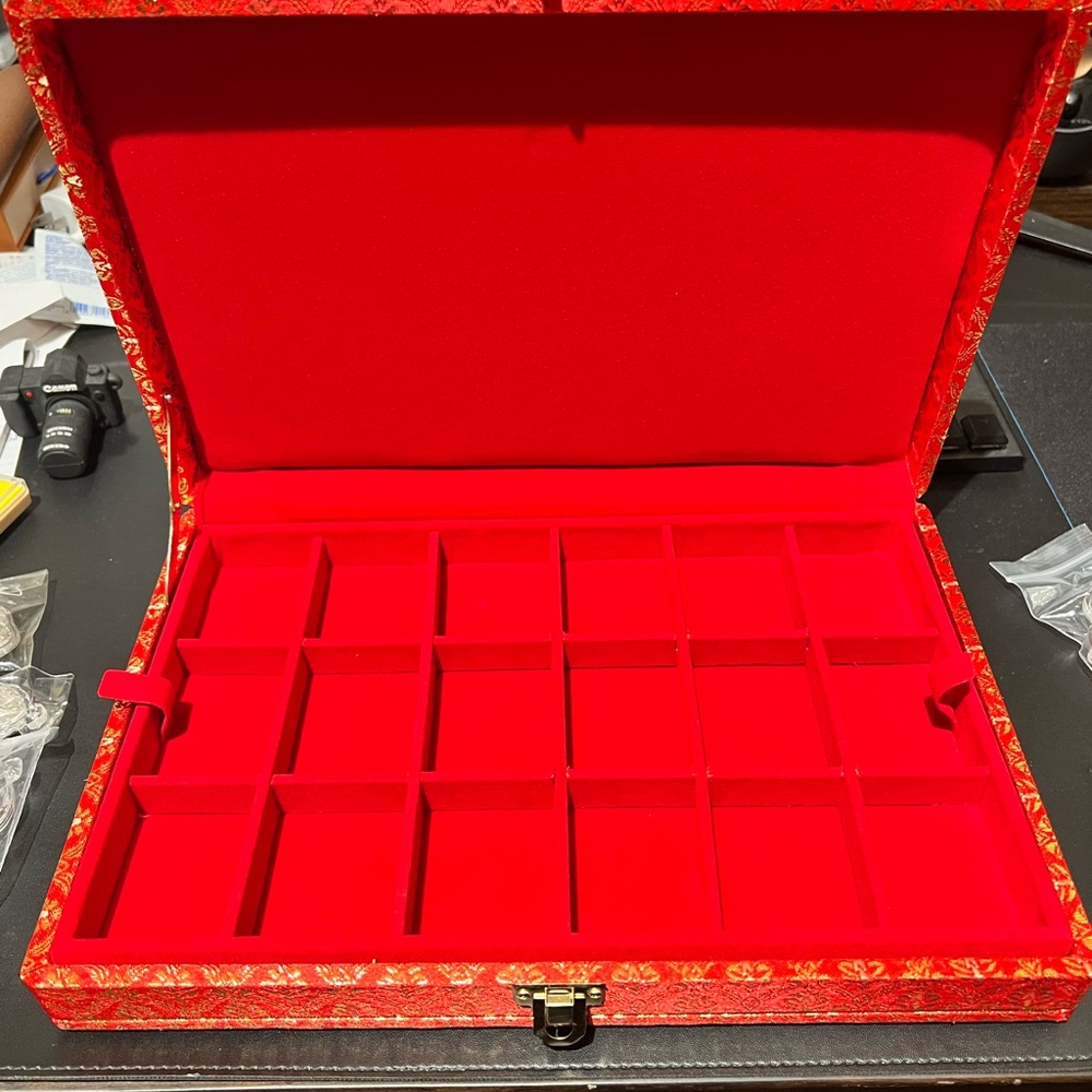 New Silk amulet, crystal, jewelry box 18 compartments  rare!